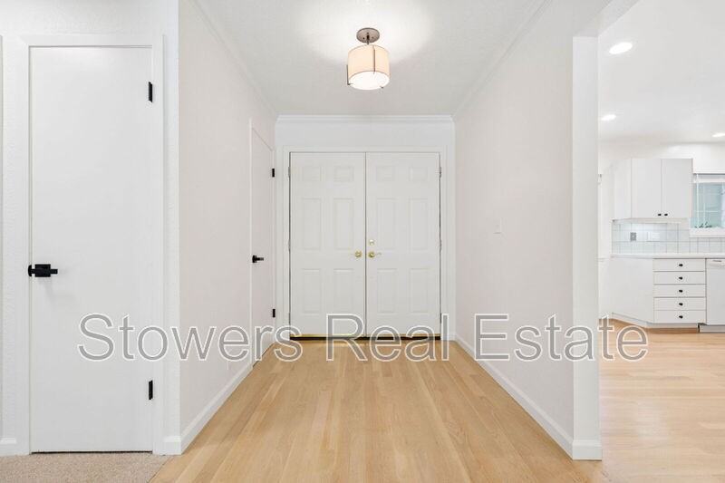 132 Glen Ct - Photo 6 of 46