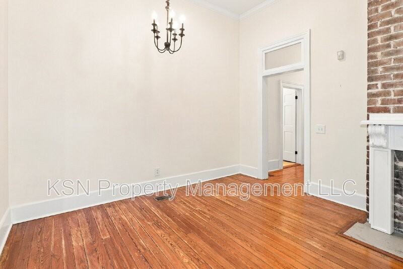 216 W Park Ave #B - Photo 7 of 15
