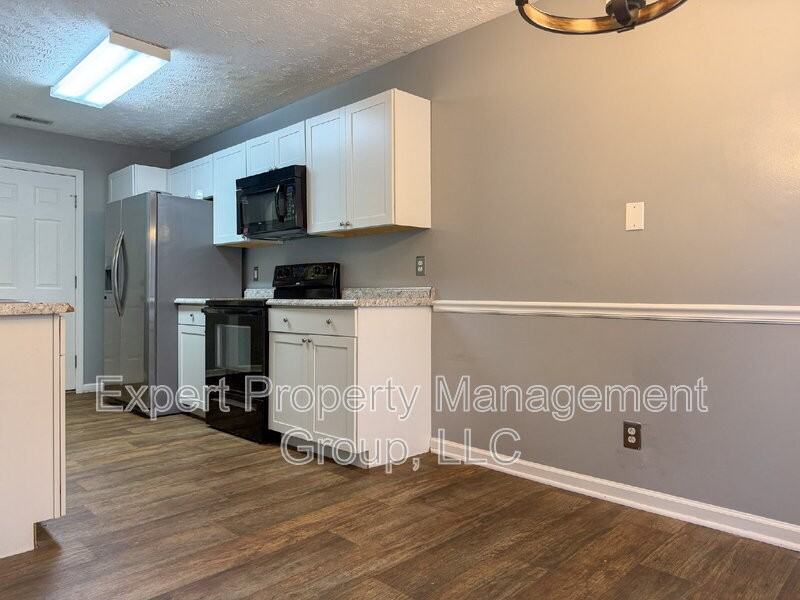 162 Cavalier Dr - Photo 7 of 23