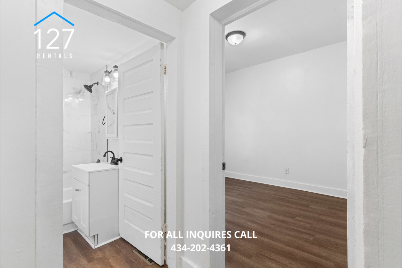1010 Knight St #1012 - Photo 7 of 13