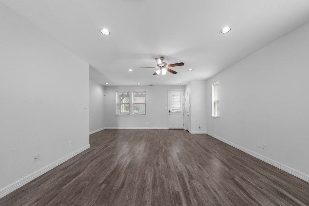 130 Belmont - Photo 7 of 36