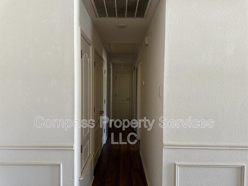 289 Nally St - Photo 7 of 16