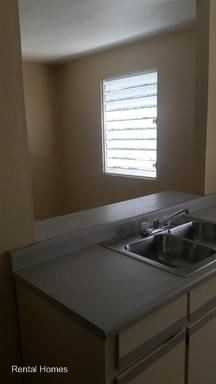 Urb Reparto Metropolitano Calle 40 SE, #1111 - Photo 3 of 3