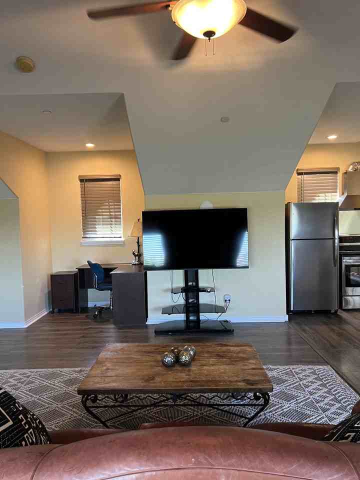 15074 Lindark St #NA - Photo 4 of 14