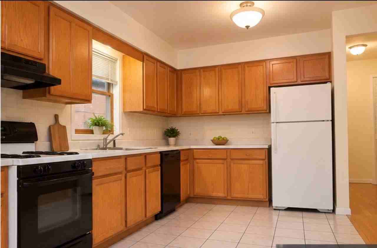 105A North St #2ndFL - Photo 7 of 8