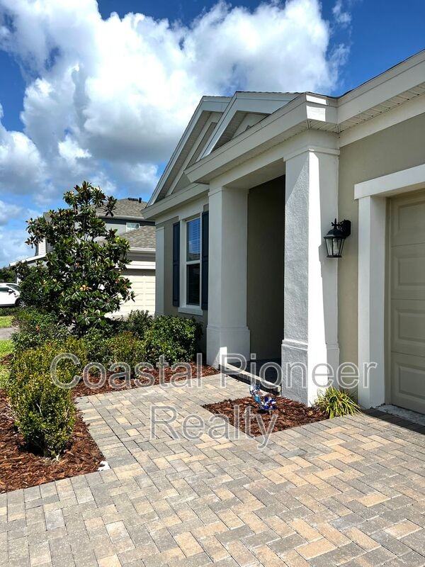 4786 Ballantrae Blvd - Photo 2 of 32