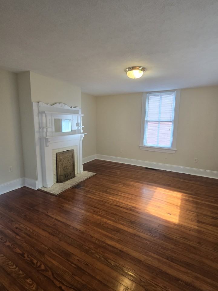 1418 Church St #1 - Photo 6 of 15