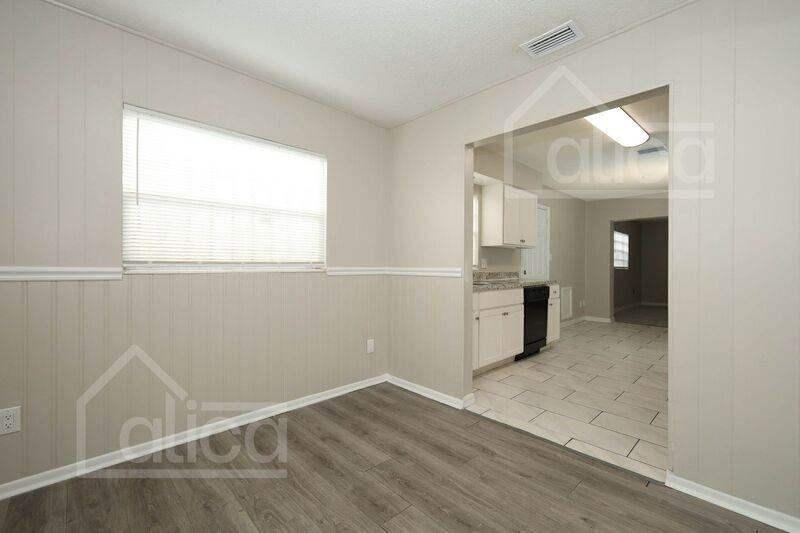 4258 Clarinda St - Photo 7 of 31