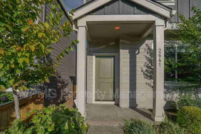 2641 Ne 115th Pl - Photo 4 of 31
