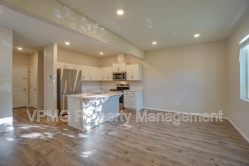 2641 Ne 115th Pl - Photo 6 of 31