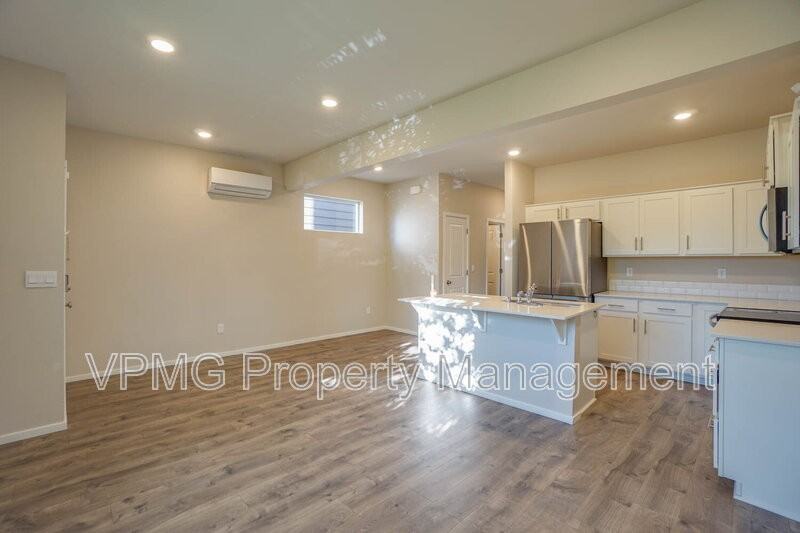 2641 Ne 115th Pl - Photo 7 of 31