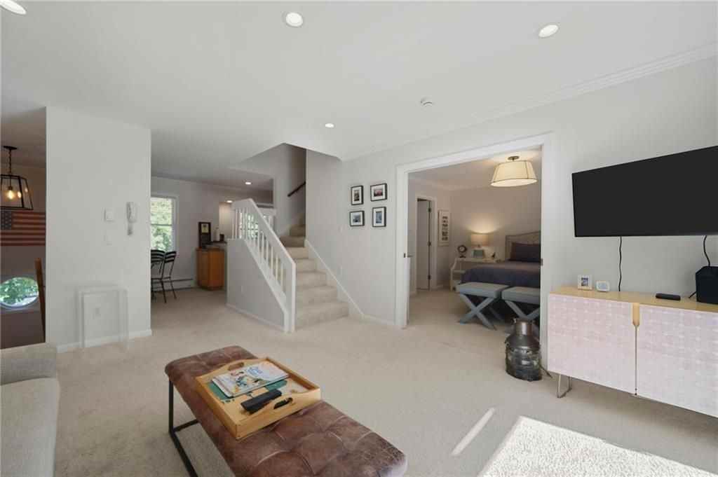 364 Bellevue Ave ##D6 - Photo 5 of 26