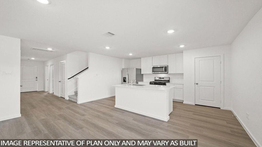 3061 Baisley Trail Trail - Photo 3 of 8