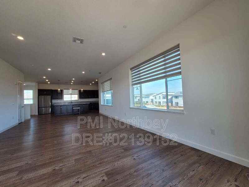 2466 Shore Vis - Photo 3 of 16