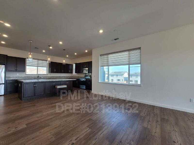 2466 Shore Vis - Photo 4 of 16