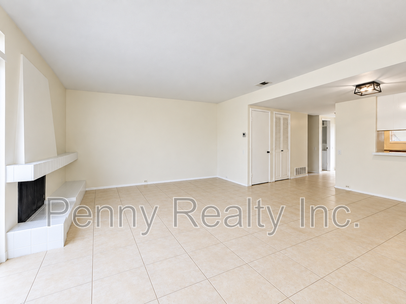 4104 Loma Riviera Ln - Photo 3 of 50
