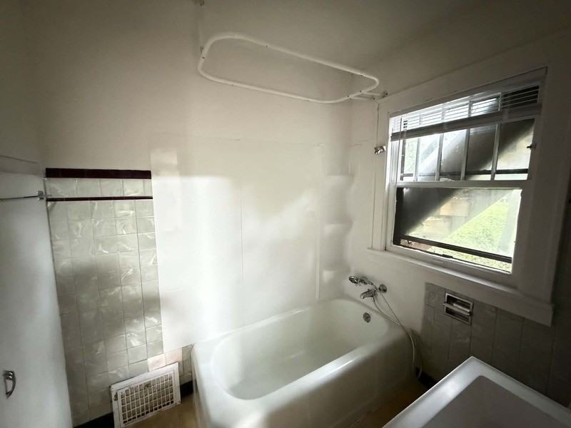 1206 39th St #1 - Photo 7 of 7