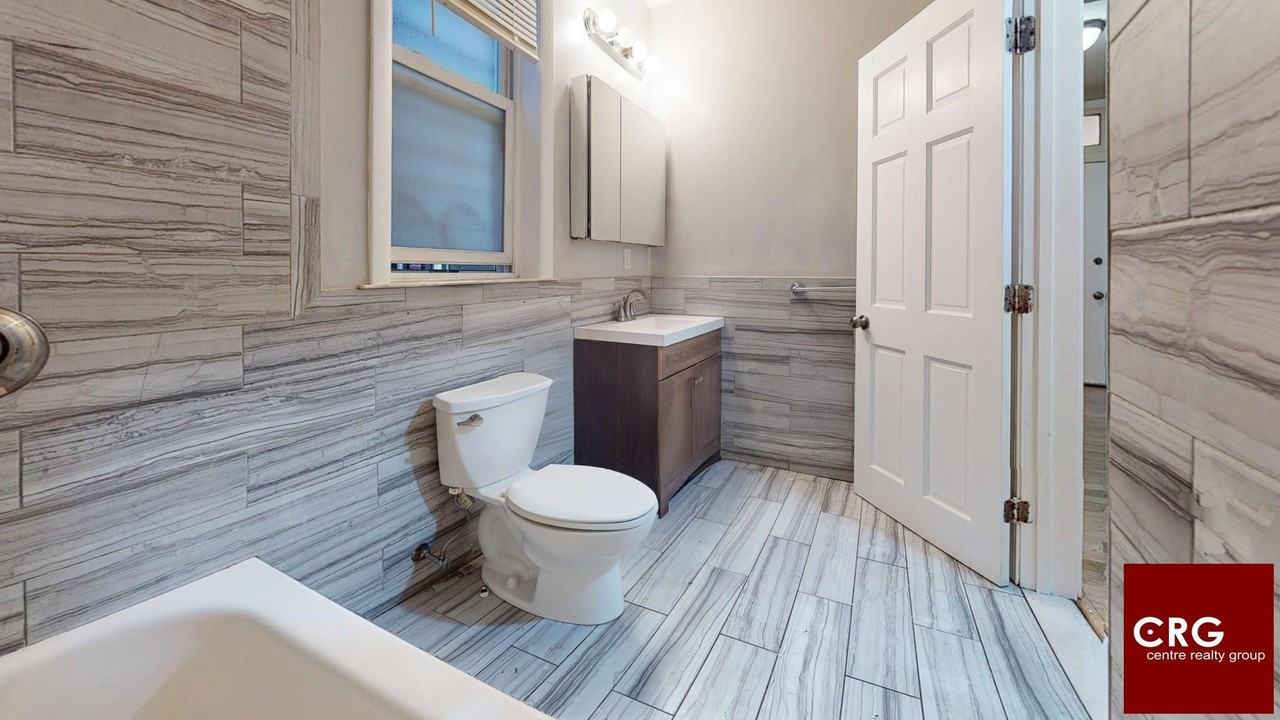 110 Harold St #1 - Photo 4 of 12