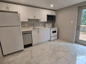 1354 Queen St E #UPPER - Photo 1 of 1