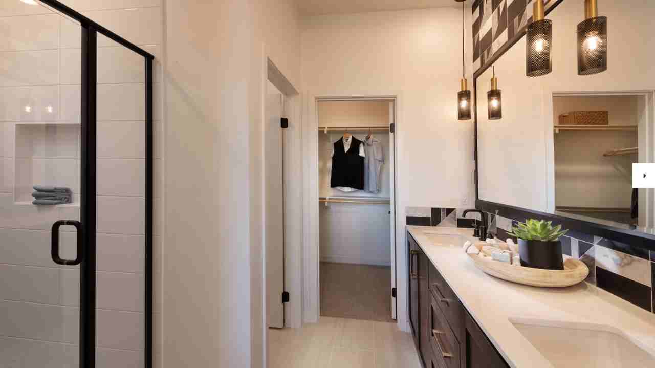 10521 Derella Way - Photo 7 of 20