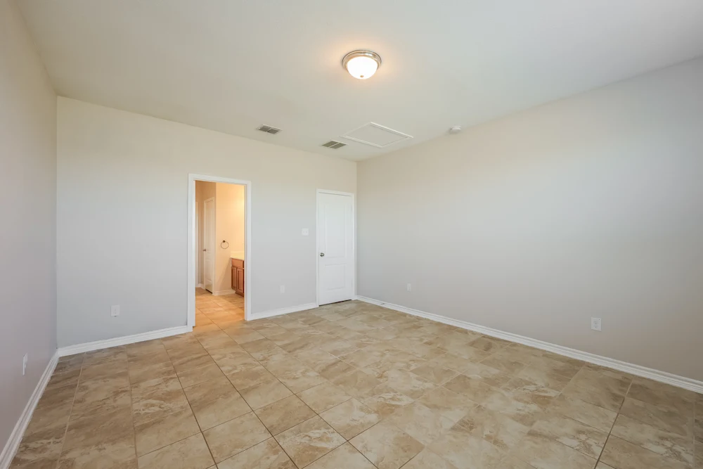 221 Colonial Blf #NA - Photo 2 of 8