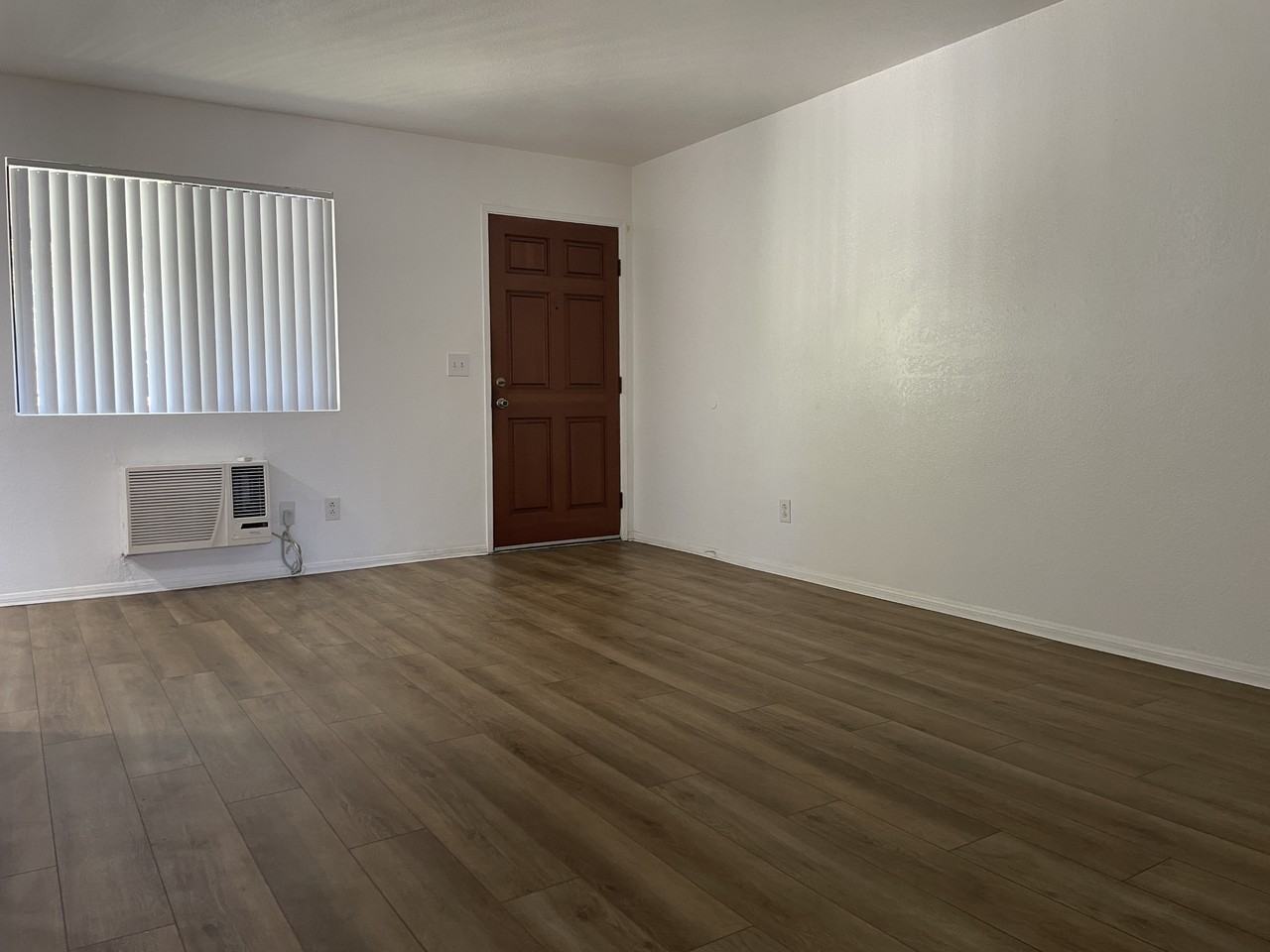 3415 Washington St #31 - Photo 3 of 16