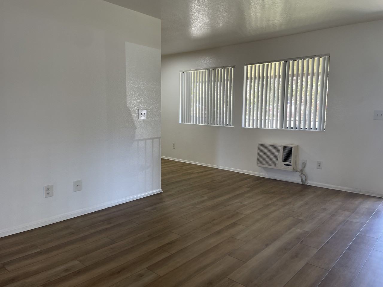 3415 Washington St #31 - Photo 4 of 16