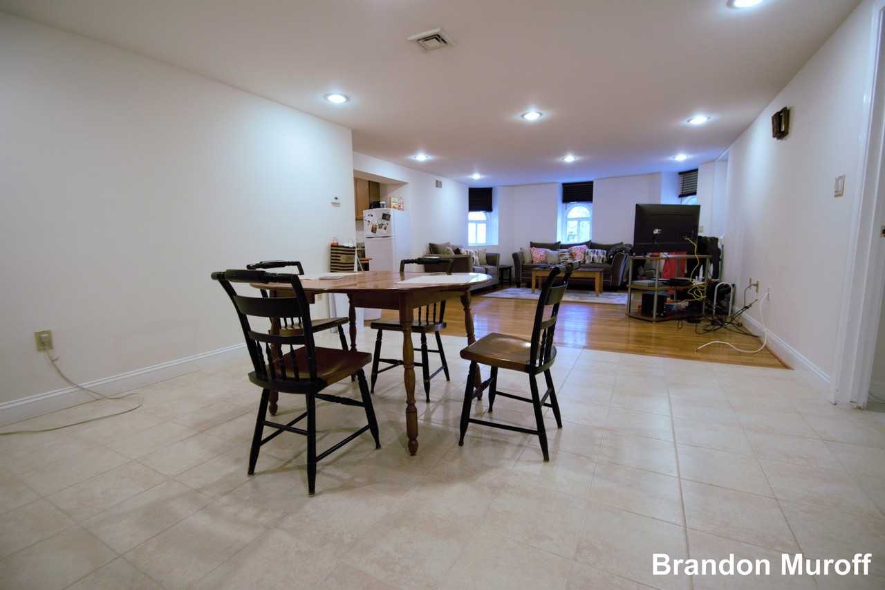 33 York Ter #33 - Photo 2 of 13