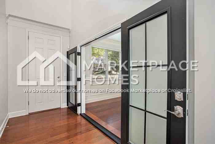 1653 Danbury Parc Pl Ne - Photo 3 of 26