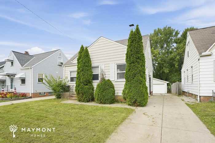 4914 Lincoln Ave - Photo 6 of 17