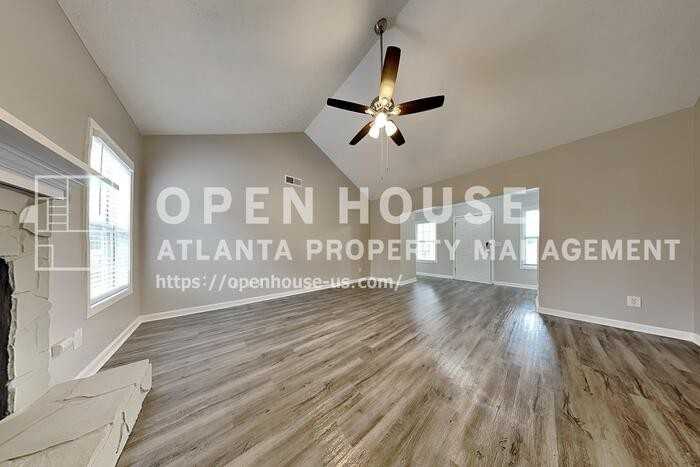 1550 Twin Manor Dr - Photo 5 of 24