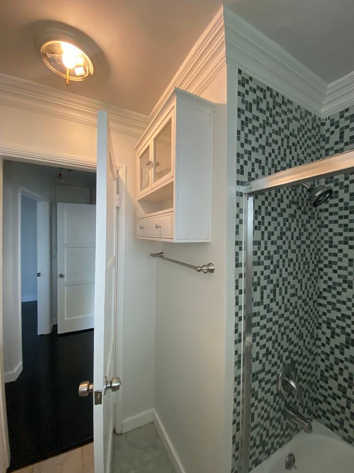 7450 Hollywood Blvd #1 - Photo 3 of 16