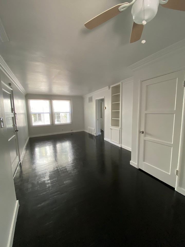 7450 Hollywood Blvd #1 - Photo 4 of 16