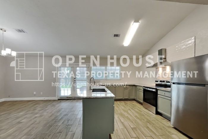 16911 Cairngale St - Photo 6 of 20