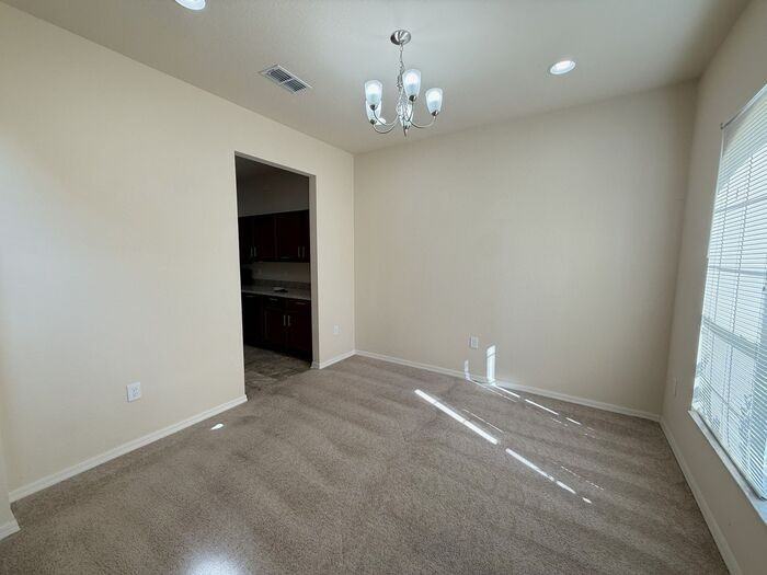 4878 Mandolin Ct - Photo 7 of 34