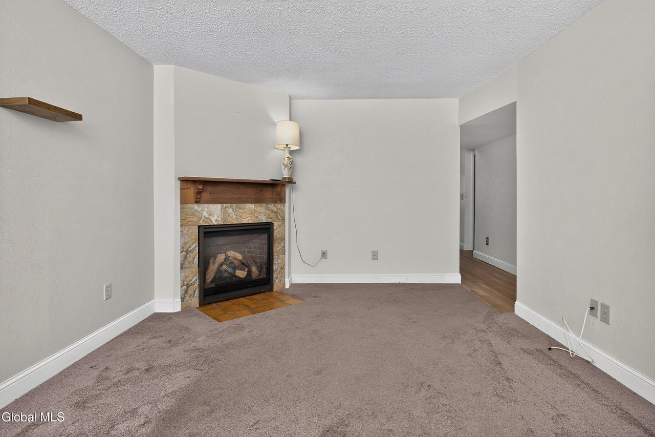 3 Westchester Dr - Photo 6 of 48