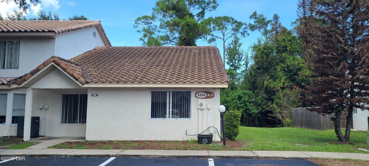 3524 Forest Branch Dr #F - Photo 2 of 32