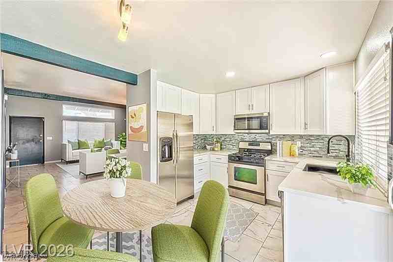 7216 Archcrest Ave - Photo 3 of 38