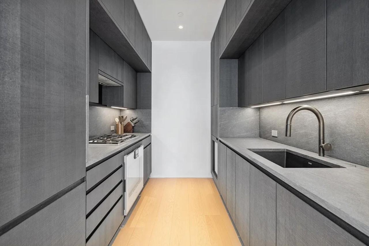 William St #39B - Photo 2 of 5