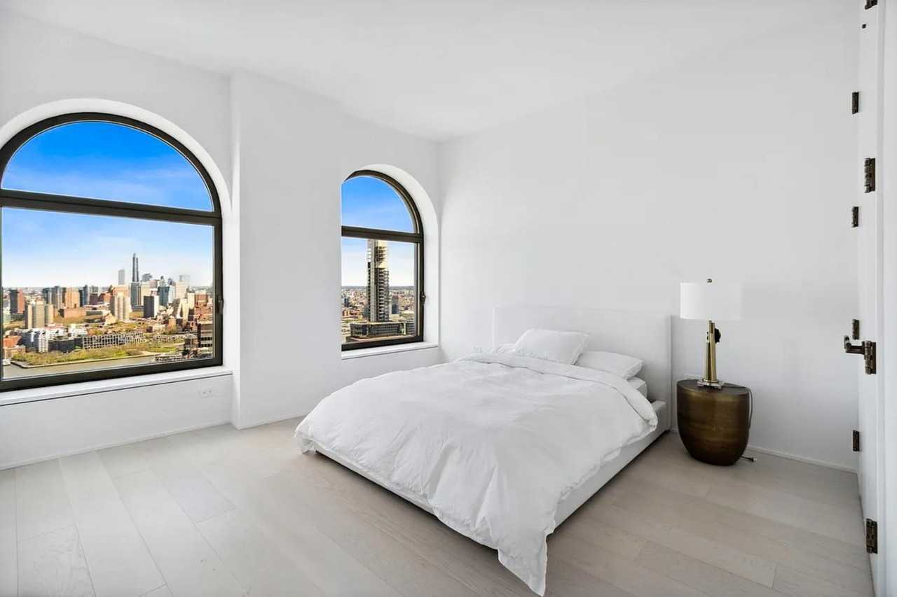 William St #39B - Photo 3 of 5