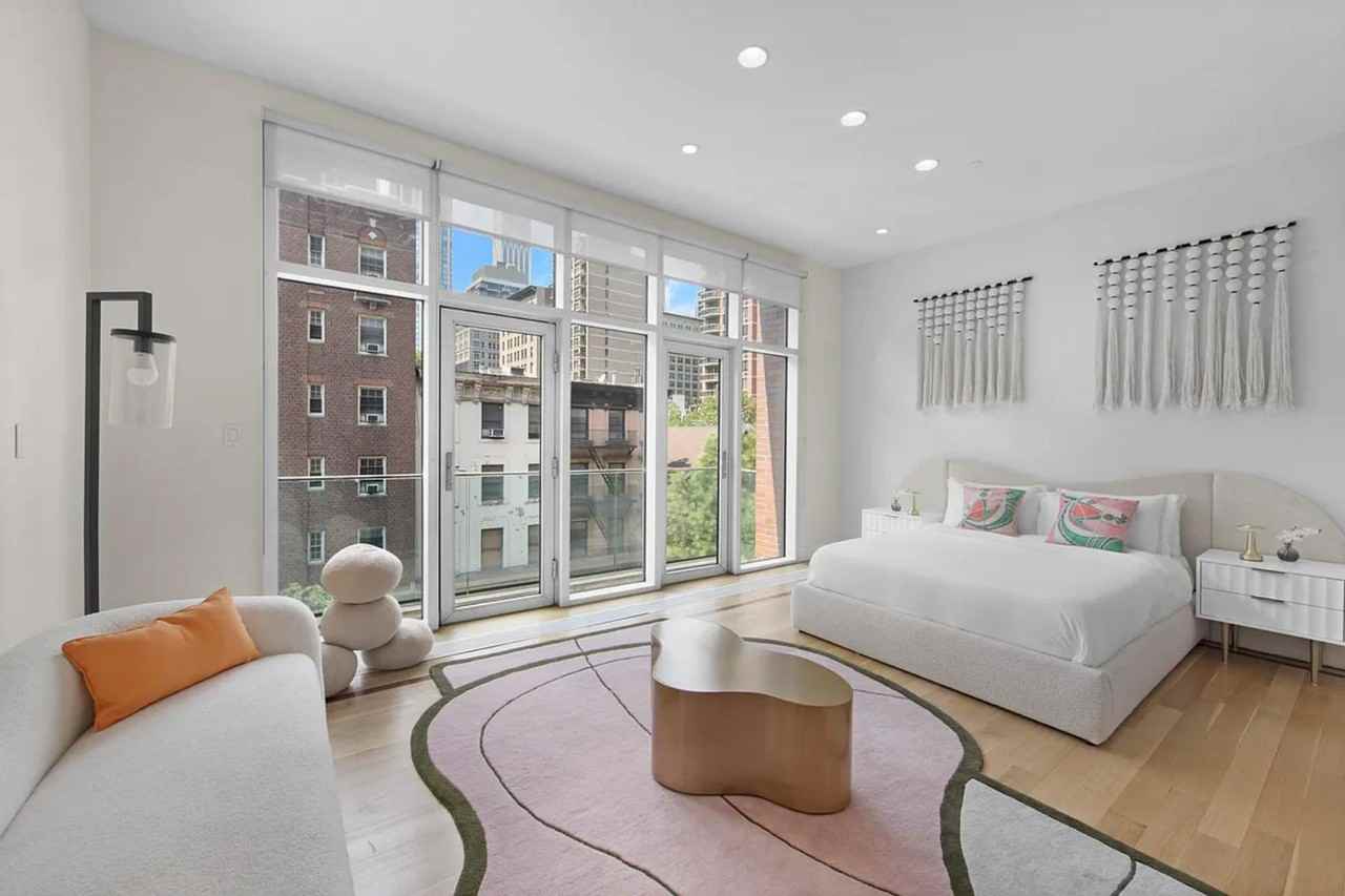 Lexington Ave #3R - Photo 6 of 7