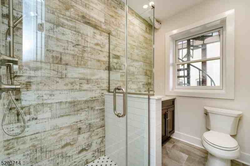 1517 North Ave E #3B - Photo 6 of 9