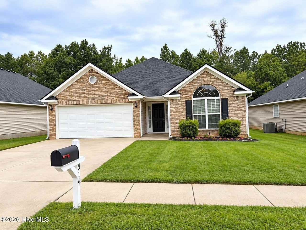 514 Lory Ln