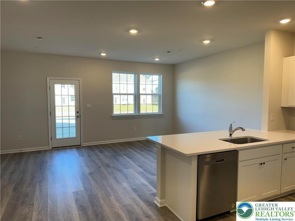 1272 Susan Cir - Photo 5 of 29