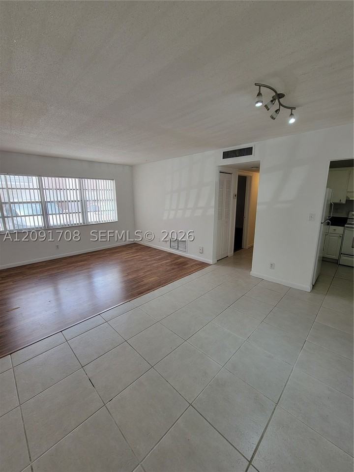 3550 Nw 8th Ave #505 - Photo 6 of 13