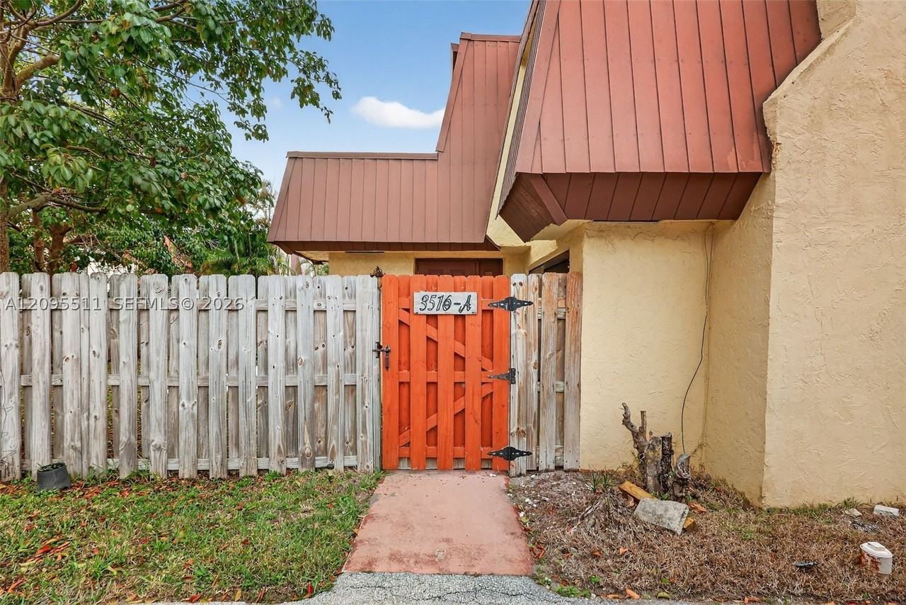 3516 Gardens East Dr #A - Photo 6 of 44