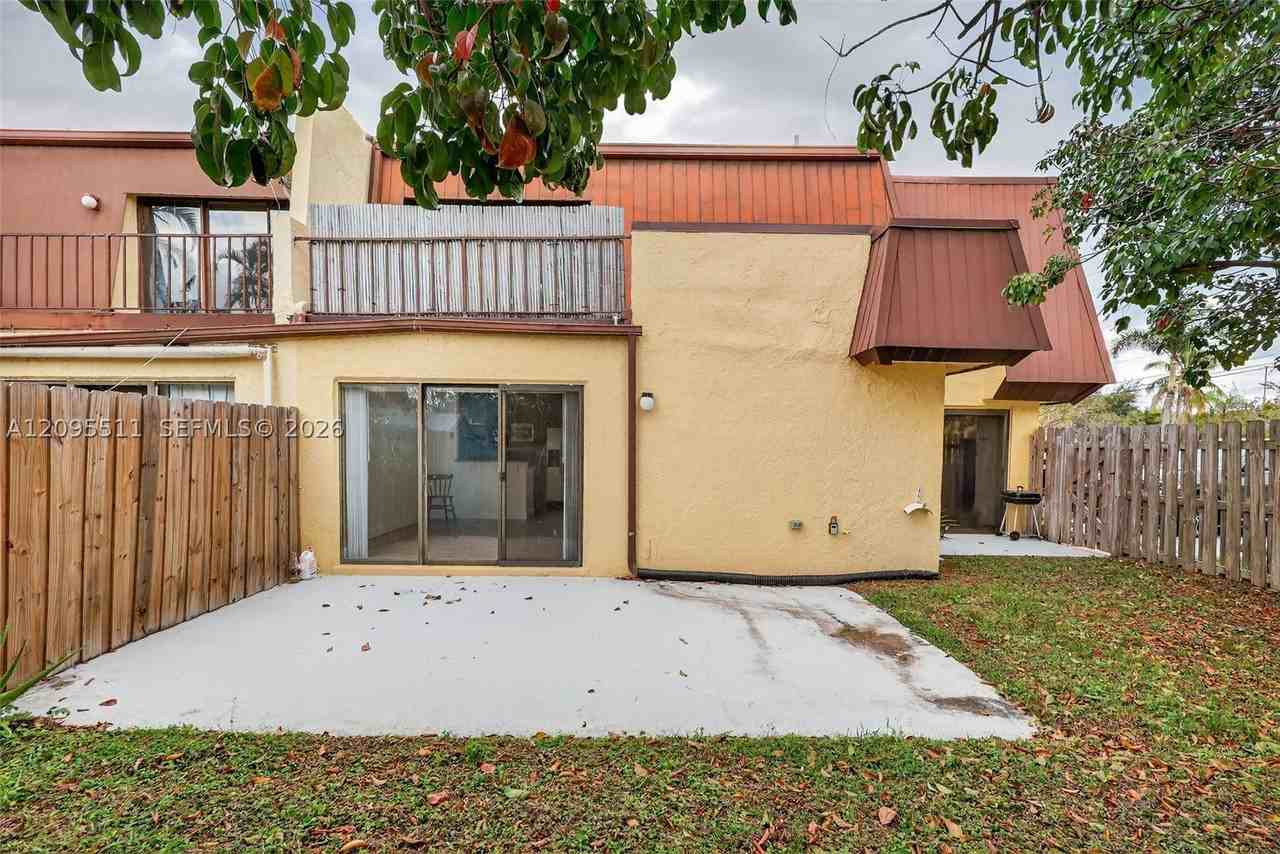 3516 Gardens East Dr #A - Photo 7 of 44