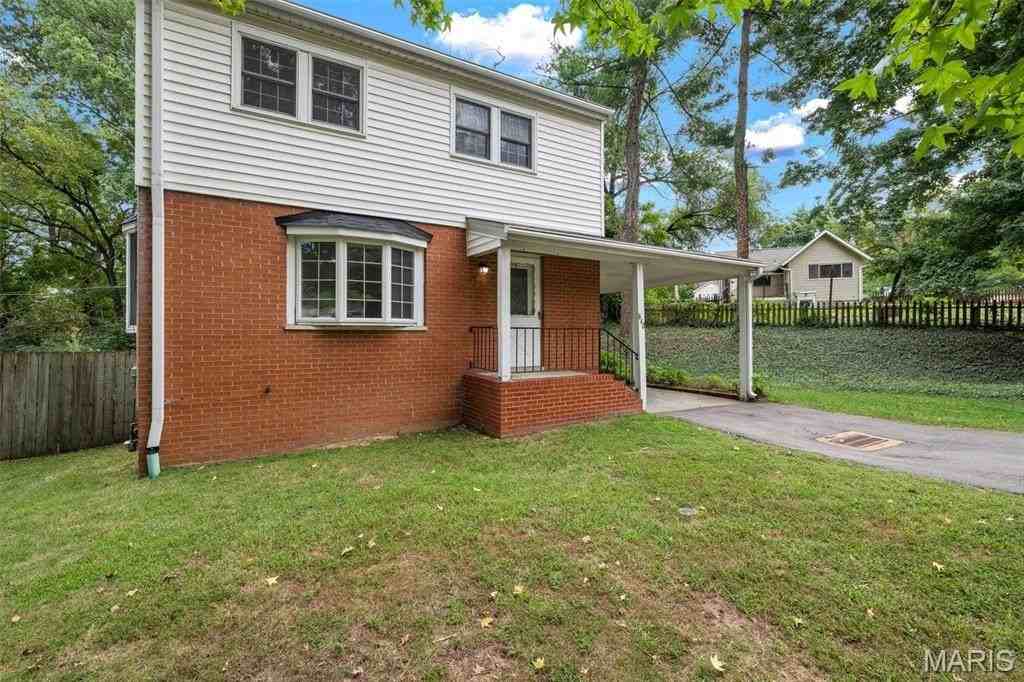 640 S Sappington Rd - Photo 3 of 37