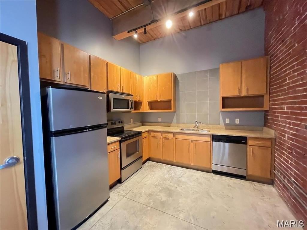 1113 Washington Ave #512 - Photo 7 of 21