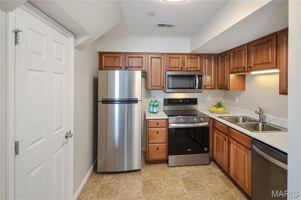 30 Stonewall Creek Ct - Photo 6 of 29